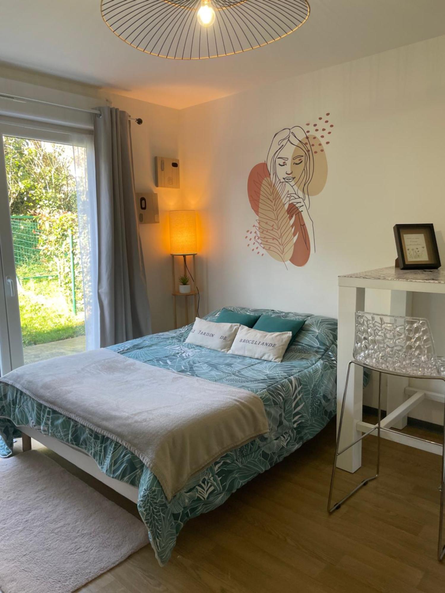 Le Jardin De Broceliande Apartment Ploërmel Exterior foto